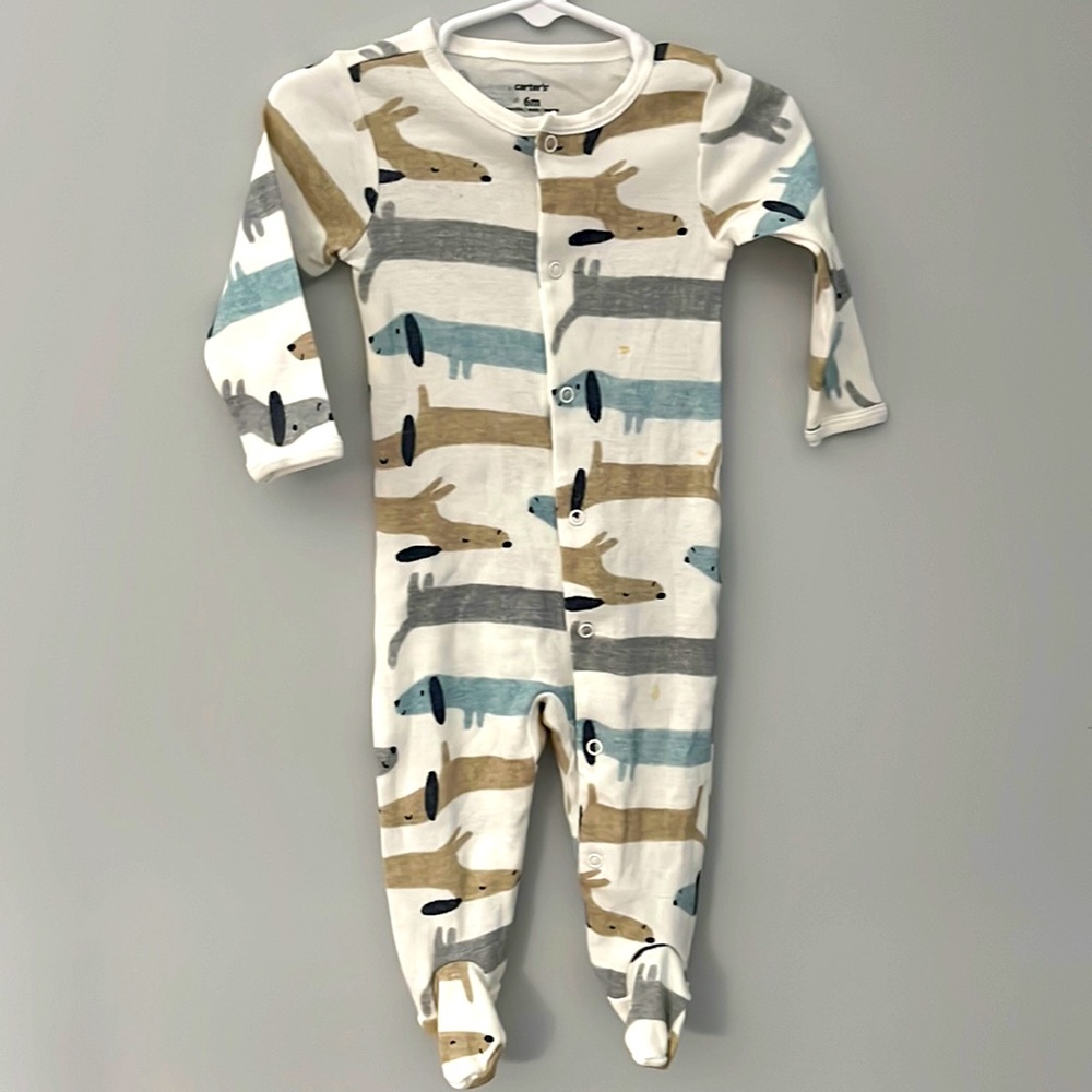 (6-9m) EUC- 2 Button Snap Sleepers 4/$20